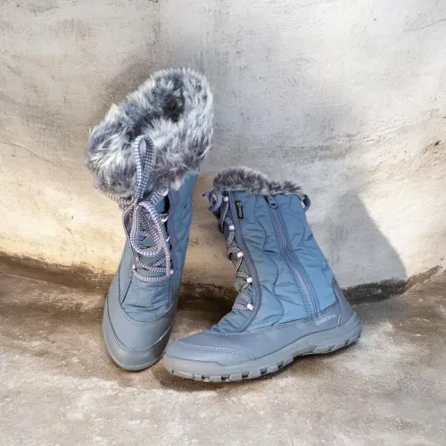 Bota em nylon