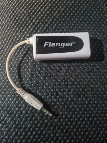Interface de Áudio Flanger FC-21 para Guitarra e Baixo - Impecável<br>Preço: R$ 50,00
