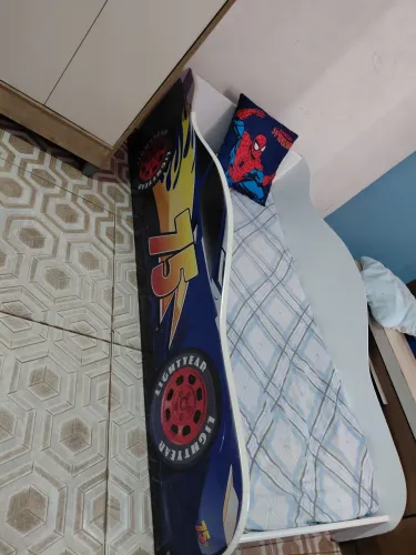 Cama infantil carrinho