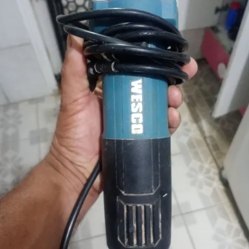 Esmerilhadeira wesco 220 750w