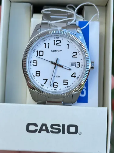 Relógio Casio MTP1302 38mm novo