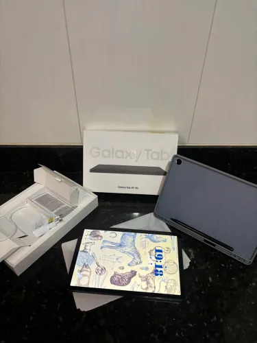 Tablet Samsung Tab A9+ 64gb 4gb Ram - 5G - Enterprise Edition Tela 11.0" X216 Grafit