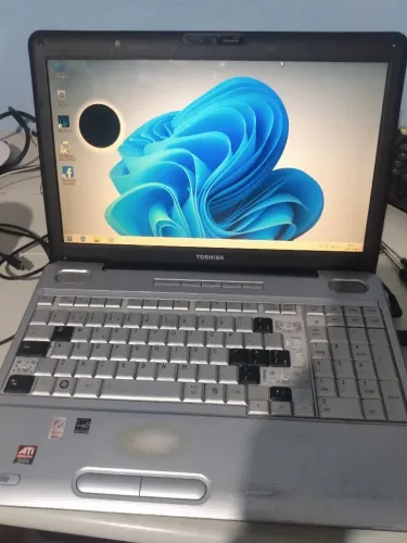 Notebook toshiba core 2 duo 2.1 ghZ, 15.6 polegadas  