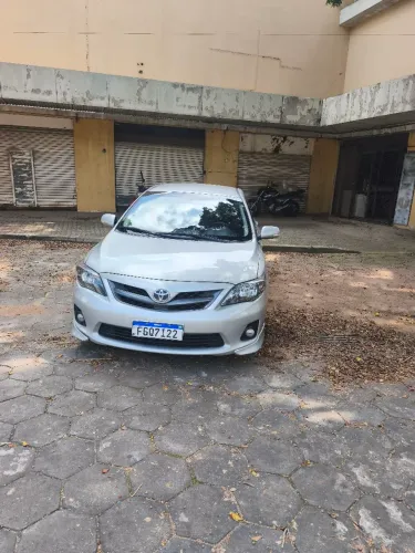 Toyota Corolla XRS 2.0 Flex 16V Aut. 2013