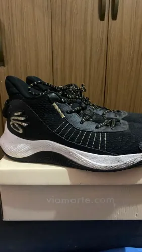 Tênis Under Armour Curry 327