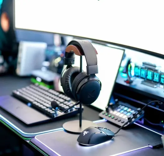 HEADSET GAMER V9 PRO BLACK SEM FIO WIRELESS 2.4GHZ BATERIA  ESTRUTURA EM ALUMÍNIO ORIGINAL