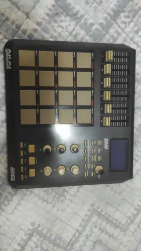 MPD AKAI 26