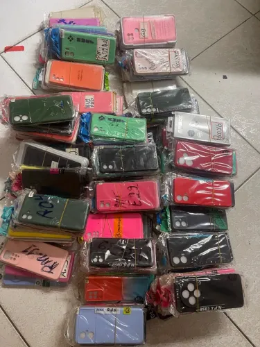 Lote 200 capas celulares variadas para revenda
