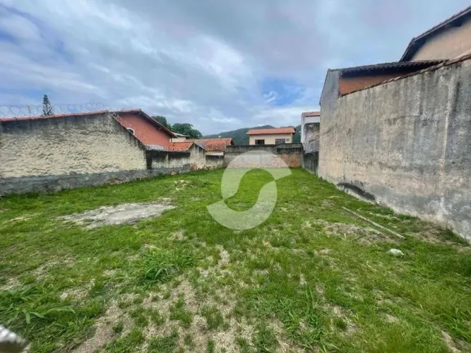 Terreno à venda, 360 m² por R$ 490.000,00 - Piratininga - Niterói/RJ
