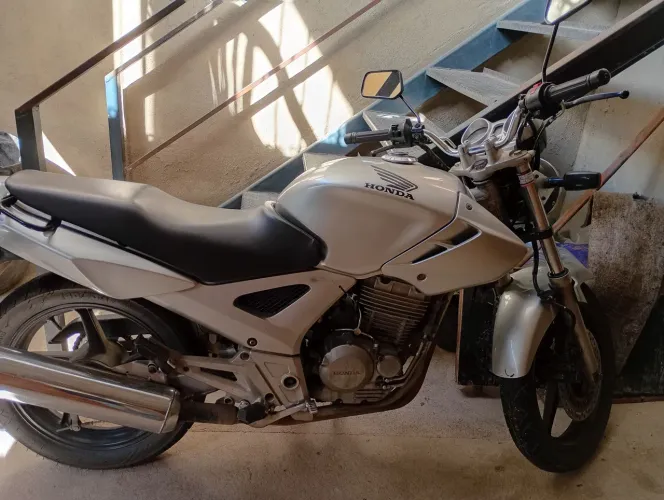 CBX Twister 250