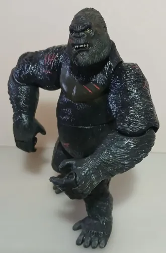 Boneco Articulado do King Kong lançado em 2005 pela Playmates Toys 17cm
