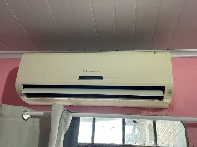 Central de ar 12bts Electrolux
