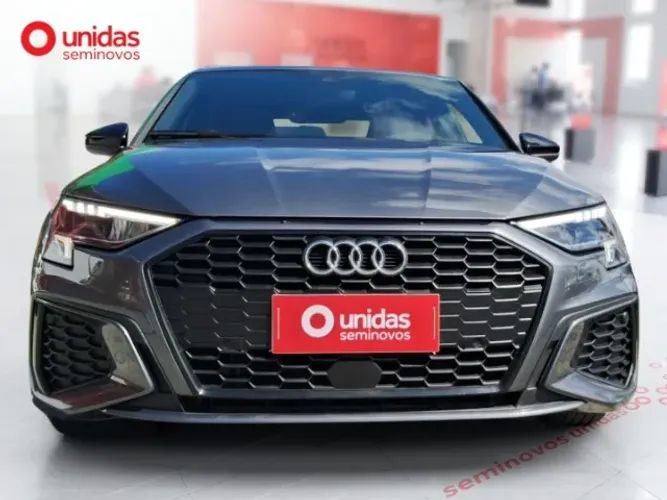 Audi A3 Sed. Perform. Black 2.0 TFSI S-tronic 2023