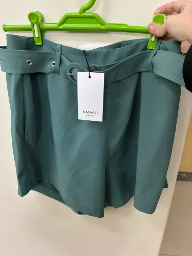 Short alfaiataria Amaro - Tamanho 40