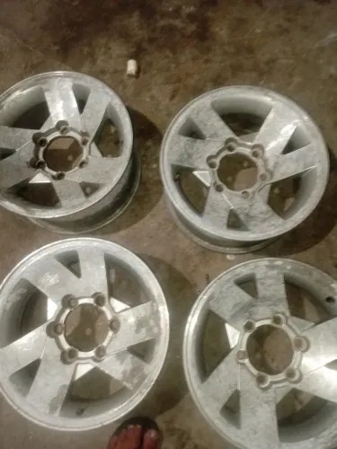 Vendo rodas pra hilux e L200