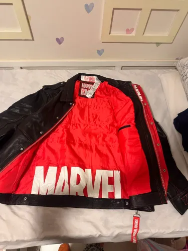 Jaqueta Marvel Disney Parks