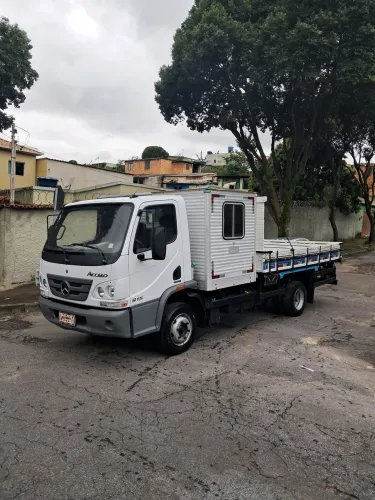 Mercedes-Benz Accelo 815 