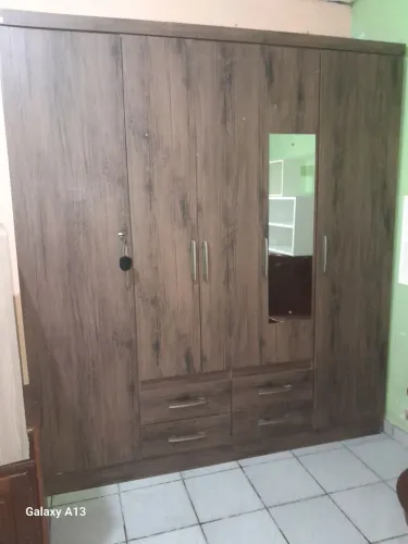 Guarda roupa casal