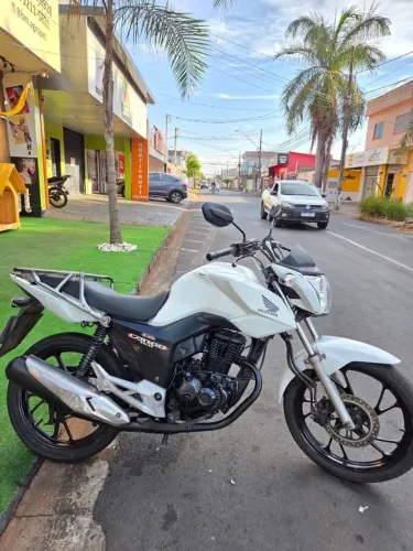 TITAN CARGO 160 (UNICO DONO)