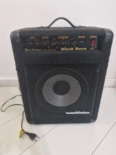 Amplificador Mackintec Black Rose 60W RMS ? Contrabaixo