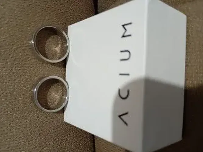 Par de alianças de inox 