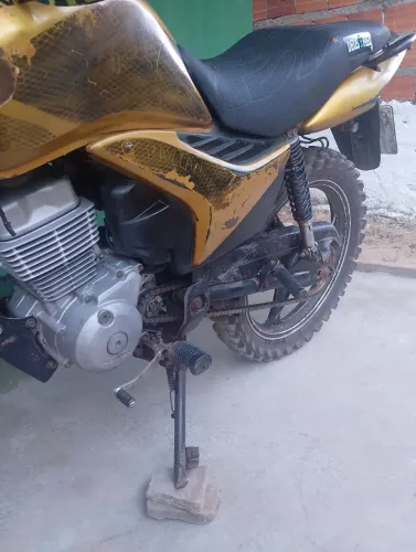 Vendo essa Titan 150/2011