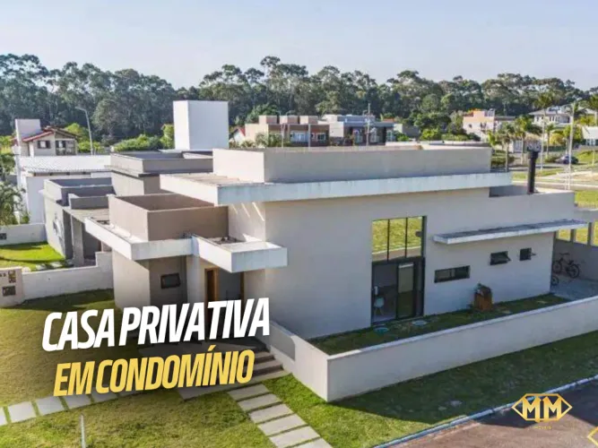 Casa em condomínio disponível para aluguel próximo a Rio Vermelho, Florianópolis, SC