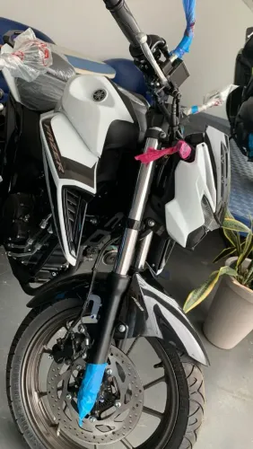 FZ25 250 ABS CONNECTED