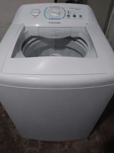 Máquina de lavar roupas 