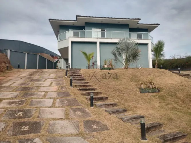 Oportunidade - Condomínio Terras de Santa Mariana - Caçapava - 4 Dormitórios -350m²