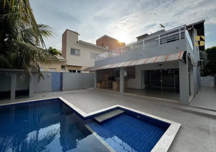 Sobrado com 3 suites no Belvedere 1