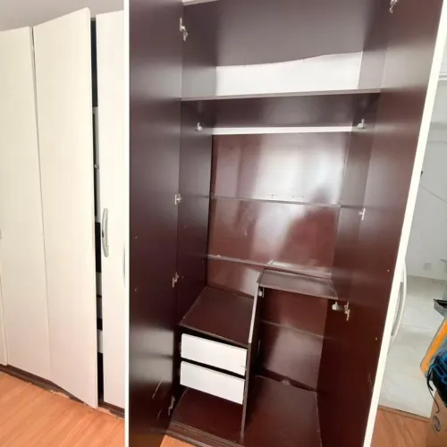 Guarda roupa 5 portas usado 150$