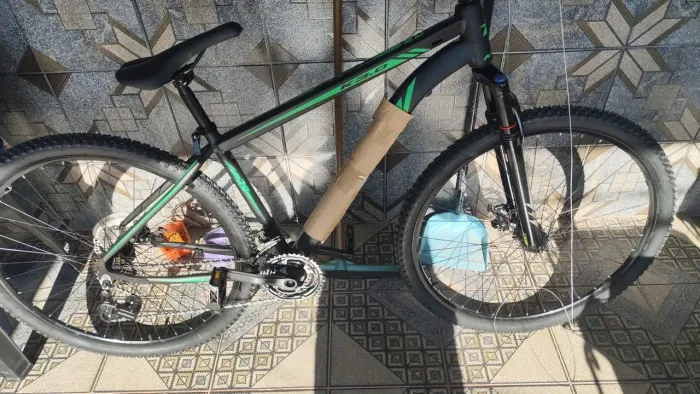 Bicicleta aro 29 KRW Alumínio 24 velocidades freia a disco
