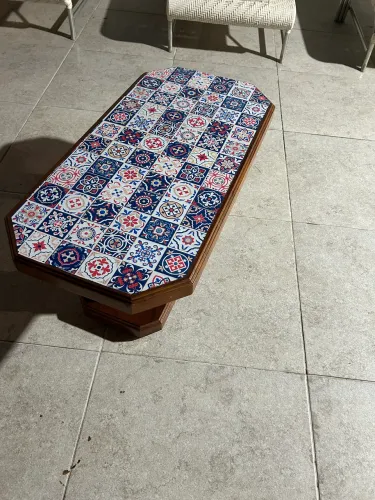 Mesa de centro com rodinhas