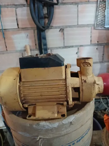 Bomba d água