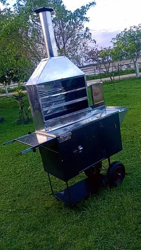 Carrinho de churrasquinho