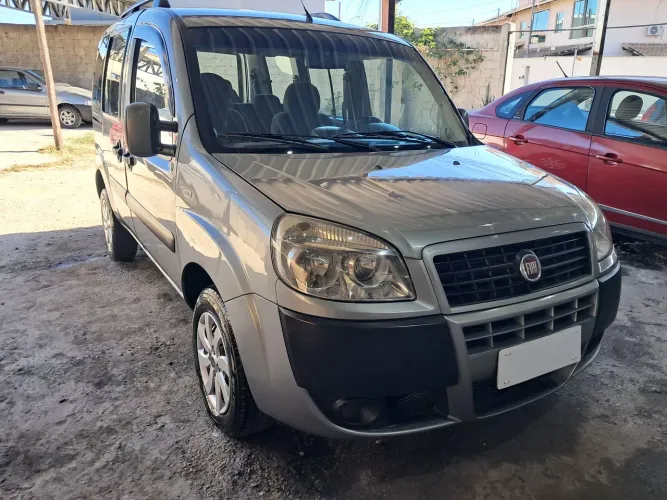 Fiat Doblo Essence 1.8 Flex 16V 5P 2014