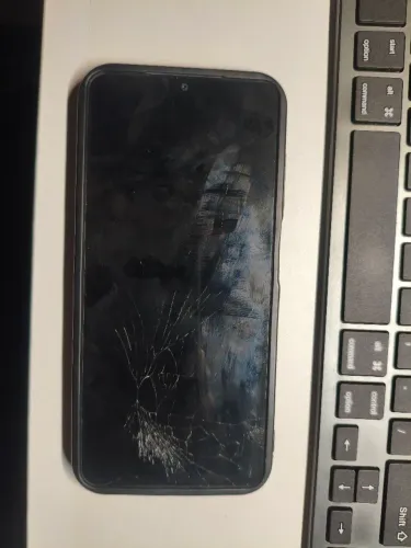 Samsung A06 - 128gb + 4gb RAM 