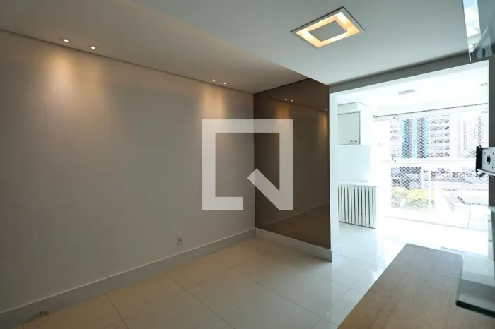 Apartamento à Venda - Centro, 2 Quartos, 74 m2