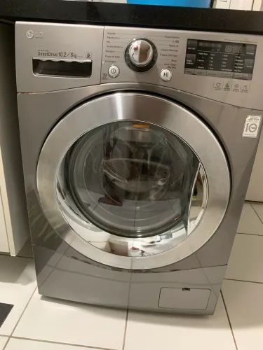 MÁQUINA LAVA E SECA LG INVERTER 10,2