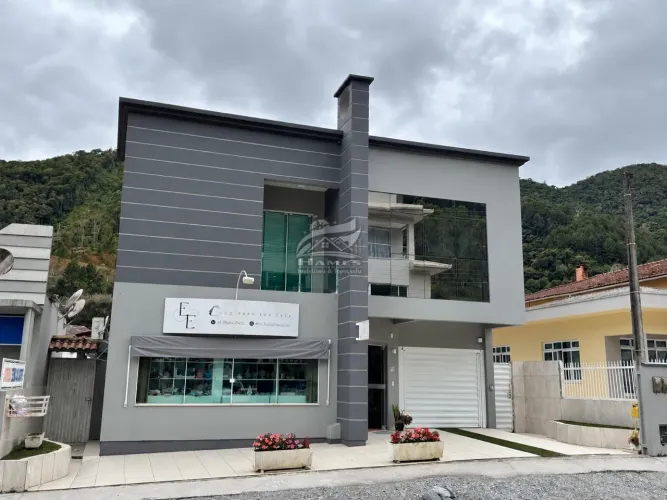 Casa para Venda em Angelina, centro, 2 dormitórios, 1 suíte, 1 banheiro, 2 vagas