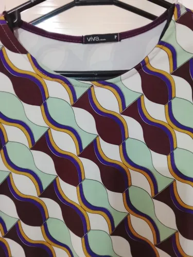 Vestido casual lindo ,manga comprida,novo , nunca usado tamanho P.