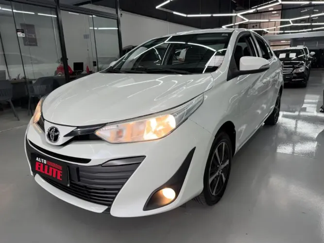 Toyota Yaris XS Sedan 1.5 Flex 16V 4P Aut. 2021