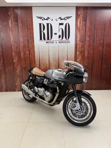 Triumph Thruxton R 2016 km15.801