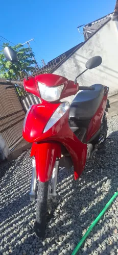 Vendo biz 2017 em perfeito estado..
