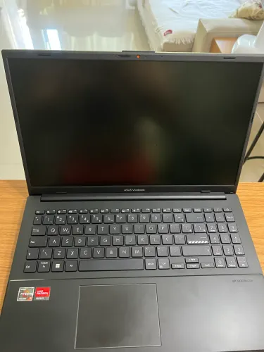 ASUS VivoBook Go 15 