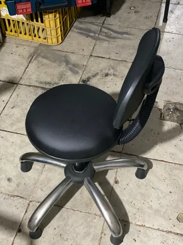 Banco mocho preto 