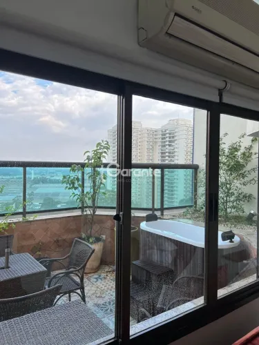 Cobertura para locação em Alphaville com 248 m², 3 suítes, 15º andar, lazer completo