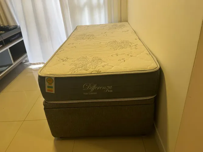 Cama solteiro box anti mofo/Anjos colchões