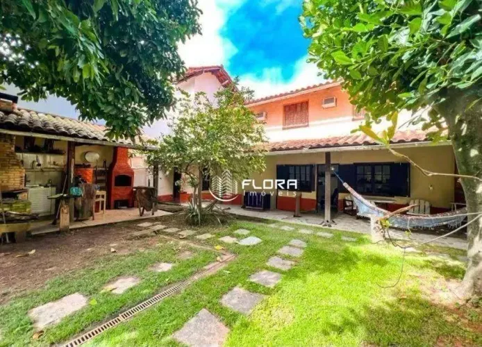 Casa com 3 dormitórios à venda, 120 m² por R$ 750.000 - Piratininga - Niterói/RJ
